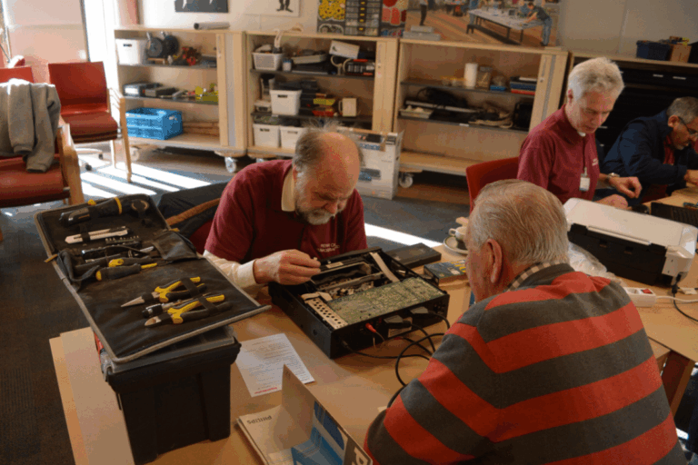 Repair Café Pijnacker — uitgaan in Pijnacker